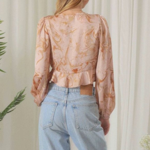 ❌SOLD OUT❌ KEEP IT REAL PINK MARBLE TIE CROP TOP - Picture 2 of 2